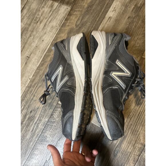 Mens 8.5 6E Wide New Balance 1540v3 Black - Picture 2 of 7